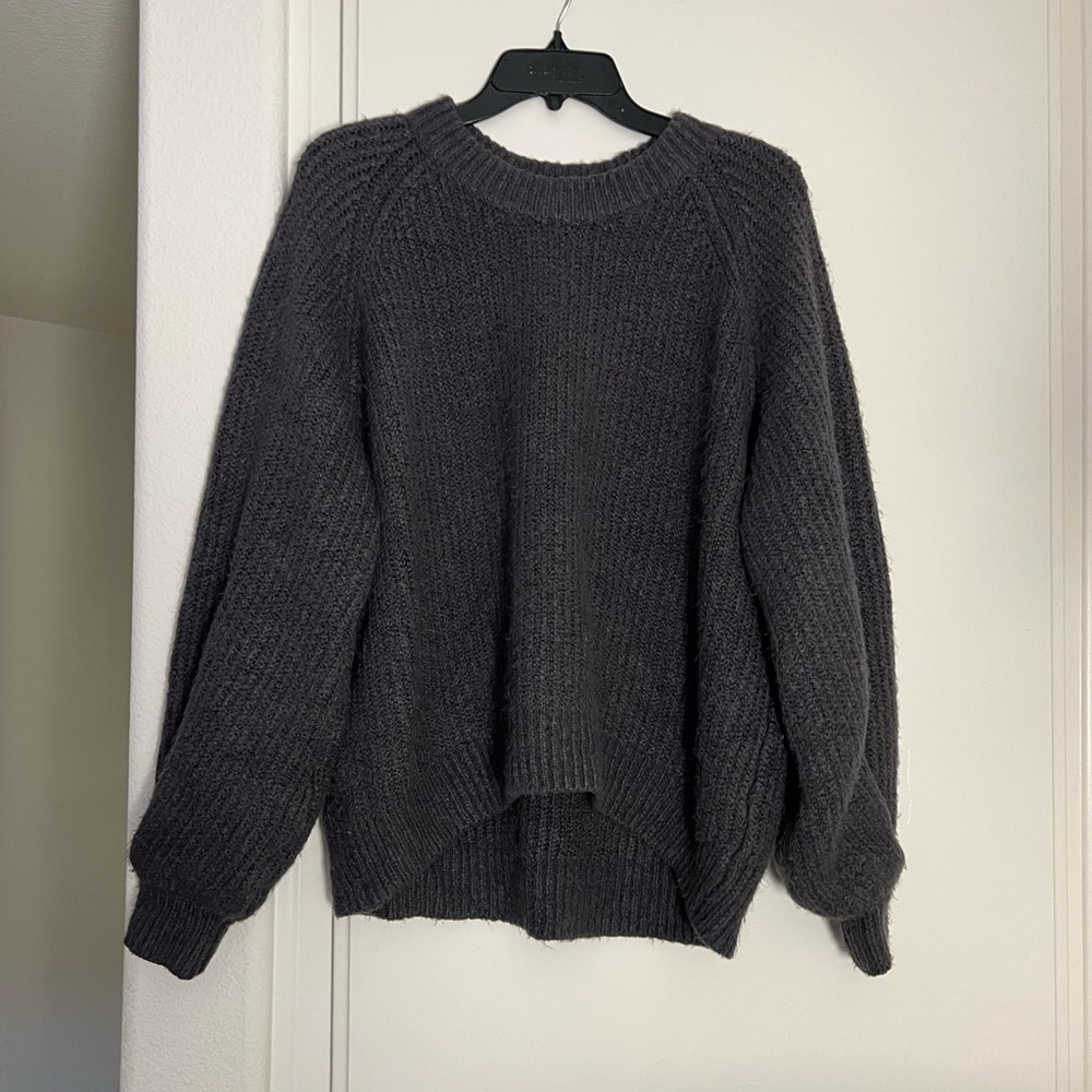 Chunky dark grey sweater